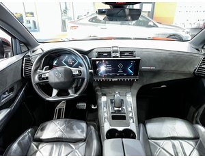 
										DS AUTOMOBILES DS 7 1.6 PERFORMANCE LINE AUTO 4WD full									