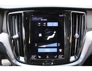 
										VOLVO V60 2.0 B4 (G) R-DESIGN AUTO full									