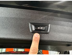 
										BMW X1 XDRIVE20DA full									