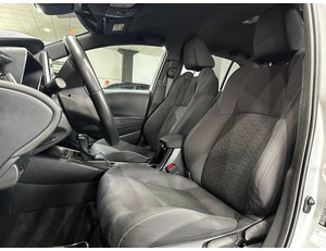 
										TOYOTA COROLLA 1.8 125H ACTIVE TECH E-CVT full									