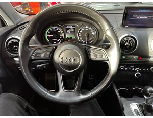 
										AUDI A3 1.4 TFSI E-TRON S TRONIC SPORTBACK full									