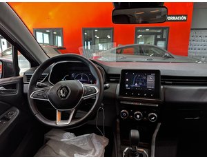 
										RENAULT CLIO INTENS E-TECH HIBRIDO 104 KW (140CV) full									