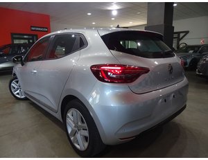 
										RENAULT CLIO INTENS E-TECH HIBRIDO 104 KW (140CV) full									