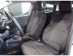 
										RENAULT CLIO INTENS E-TECH HIBRIDO 104 KW (140CV) full									