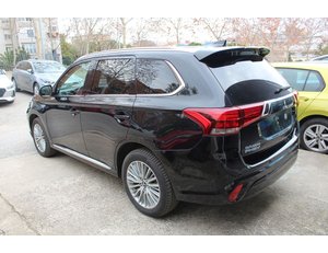 
										MITSUBISHI OUTLANDER 2.4 PHEV MOTION AUTO 4WD full									