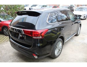 
										MITSUBISHI OUTLANDER 2.4 PHEV MOTION AUTO 4WD full									
