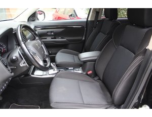 
										MITSUBISHI OUTLANDER 2.4 PHEV MOTION AUTO 4WD full									