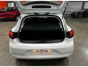 
										RENAULT CLIO INTENS TCE 74 KW (100CV) full									