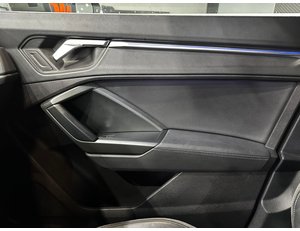 
										AUDI Q3 45 TFSI E 180KW S TRONIC S LINE full									
