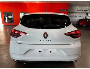 
										RENAULT CLIO ZEN TCE 74 KW (100CV) full									