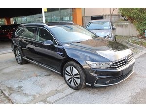 
										VOLKSWAGEN PASSAT VARIANT GTE 1.4 TSI E-POWER 115KW + 85KW full									