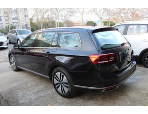 
										VOLKSWAGEN PASSAT VARIANT GTE 1.4 TSI E-POWER 115KW + 85KW full									