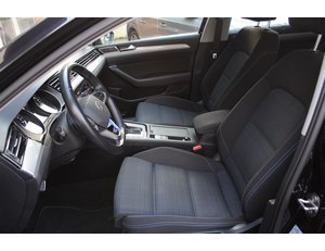 
										VOLKSWAGEN PASSAT VARIANT GTE 1.4 TSI E-POWER 115KW + 85KW full									
