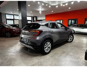 
										RENAULT CAPTUR E-TECH ENGINEERED HEV 105KW (145CV) 140CV full									