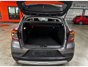 
										RENAULT CAPTUR E-TECH ENGINEERED HEV 105KW (145CV) 140CV full									