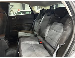 
										RENAULT CAPTUR E-TECH ENGINEERED HEV 105KW (145CV) 140CV full									