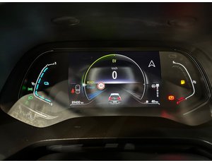
										RENAULT CAPTUR E-TECH ENGINEERED HEV 105KW (145CV) 140CV full									