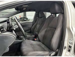 
										TOYOTA COROLLA 1.8 125H ACTIVE TECH E-CVT full									