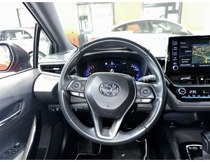 
										TOYOTA COROLLA 1.8 125H STYLE E-CVT full									