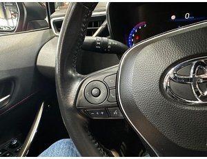 
										TOYOTA COROLLA 1.8 125H STYLE E-CVT full									
