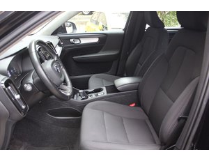 
										VOLVO XC40 1.5 T4 TWIN RECHARGE INSCRIPTION AUTO full									