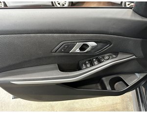 
										BMW SERIE 3 320D AUTO. full									