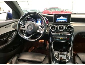 
										MERCEDES BENZ CLASE GLC MERCEDES GLC 350 E 4MATIC AMG LINE full									