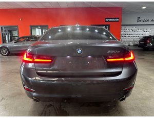 
										BMW SERIE 3 330E full									