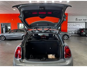 
										MINI MINI COOPER SE full									