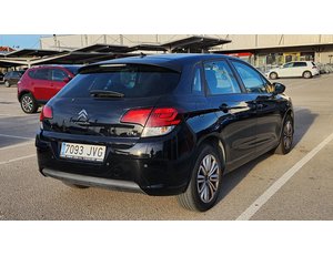 
										CITROEN C4 PURETECH 110 LIVE EDITION full									