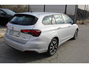 
										FIAT TIPO 5P 1.3 MULTIJET 70KW (95CV) MIRROR full									