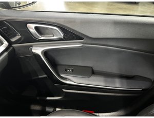 
										KIA CEED TOURER 1.6 GDI PHEV 104KW (141CV) EDRIVE full									