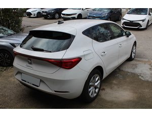
										SEAT LEON 1.0 ETSI 81KW DSG-7 S&S STYLE full									