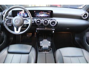 
										MERCEDES BENZ CLASE A MERCEDES A 250 E full									