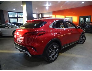 
										KIA XCEED 1.6 GDI PHEV 104KW (141CV) EMOTION full									