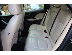 
										JAGUAR F-PACE 2.0L I4D 132KW PURE AUTO TIENE 150CV full									