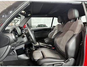 
										MINI MINI COOPER CABRIO full									