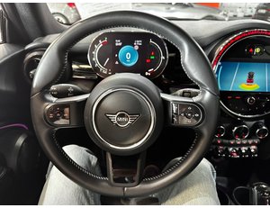 
										MINI MINI COOPER CABRIO full									