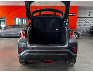 
										TOYOTA C-HR 1.8 125H ACTIVE full									