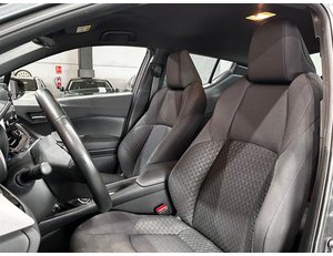
										TOYOTA C-HR 1.8 125H ACTIVE full									