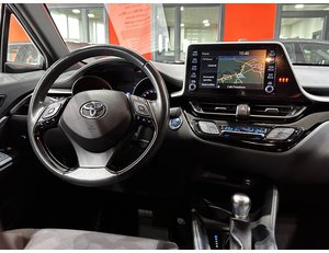 
										TOYOTA C-HR 1.8 125H ACTIVE full									