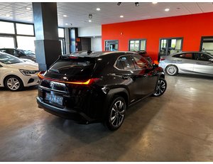 
										LEXUS UX 2.0 250H BUSINESS NAVIGATION full									
