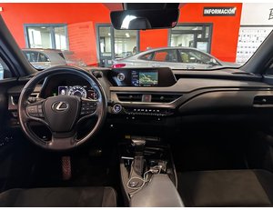 
										LEXUS UX 2.0 250H BUSINESS NAVIGATION full									