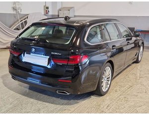 
										BMW SERIE 5 530E TOURING full									