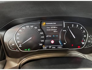 
										BMW SERIE 3 330E full									