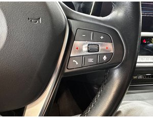 
										BMW SERIE 3 330E full									