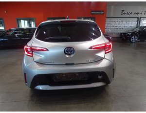 
										TOYOTA COROLLA 1.8 125H STYLE E-CVT full									