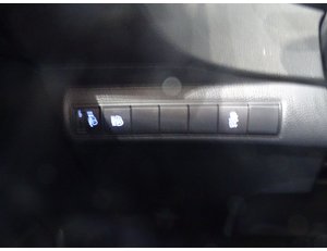
										TOYOTA COROLLA 1.8 125H STYLE E-CVT full									