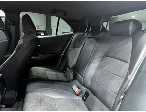 
										TOYOTA COROLLA 1.8 125H STYLE E-CVT full									