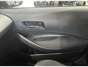 
										TOYOTA COROLLA 1.8 125H ACTIVE E-CVT TOURING SPORT full									